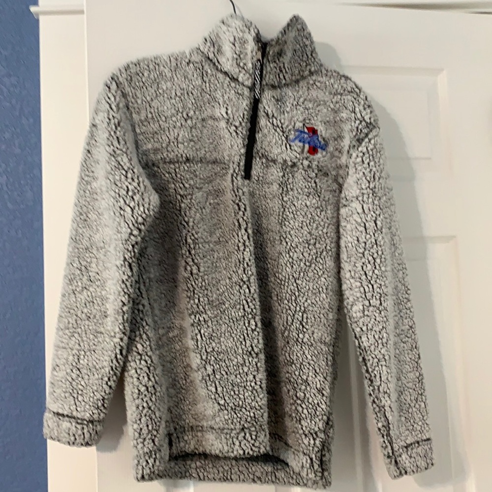 Excellent condition University of Tulsa pullover!